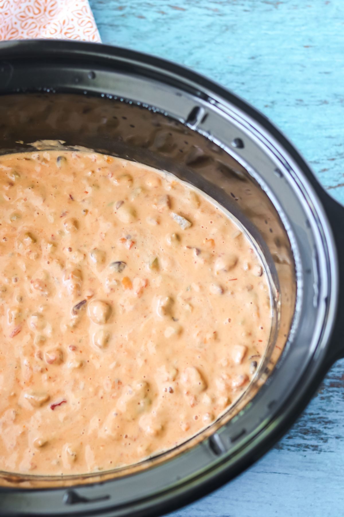 https://easyrecipesfromhome.com/wp-content/uploads/2012/09/Crocpot-Queso-PIN4.jpg
