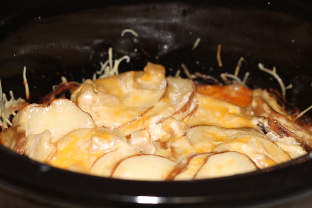 Slow Cooker Scalloped Potatoes