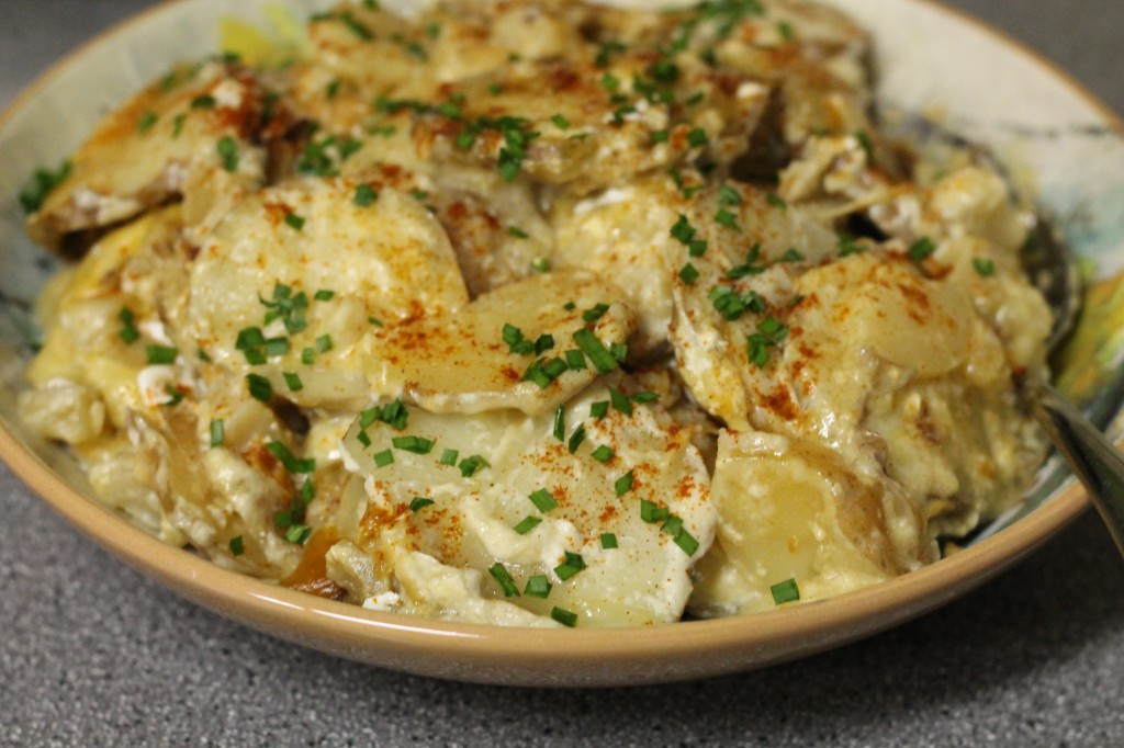 Slow Cooker Scalloped Potatoes