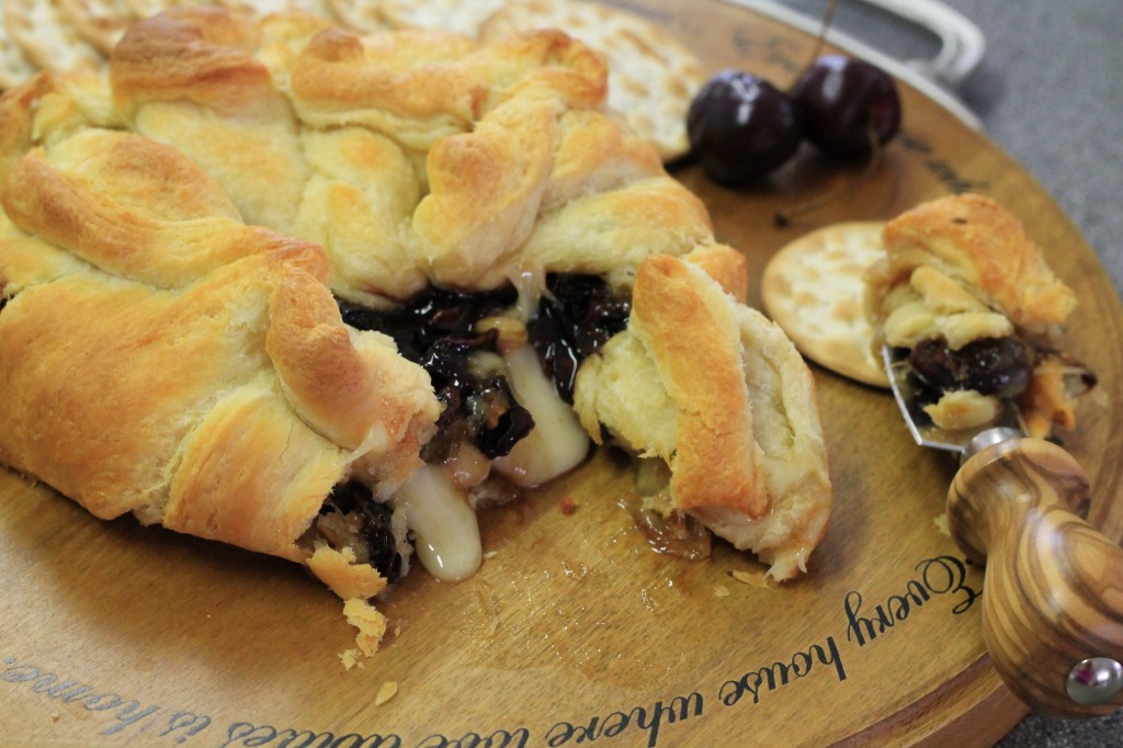 Baked Brie with Roasted Cherries