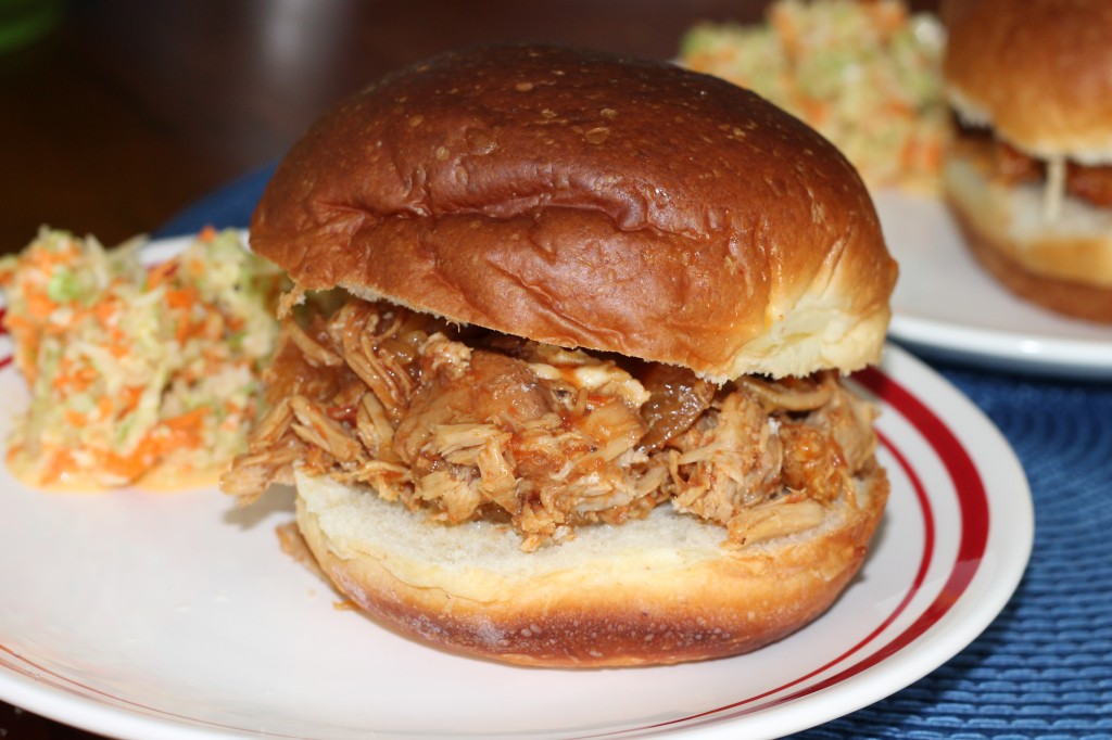 Slow Cooker Pulled Pork Sandwiches