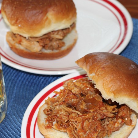 Slow Cooker Pulled Pork Sandwiches