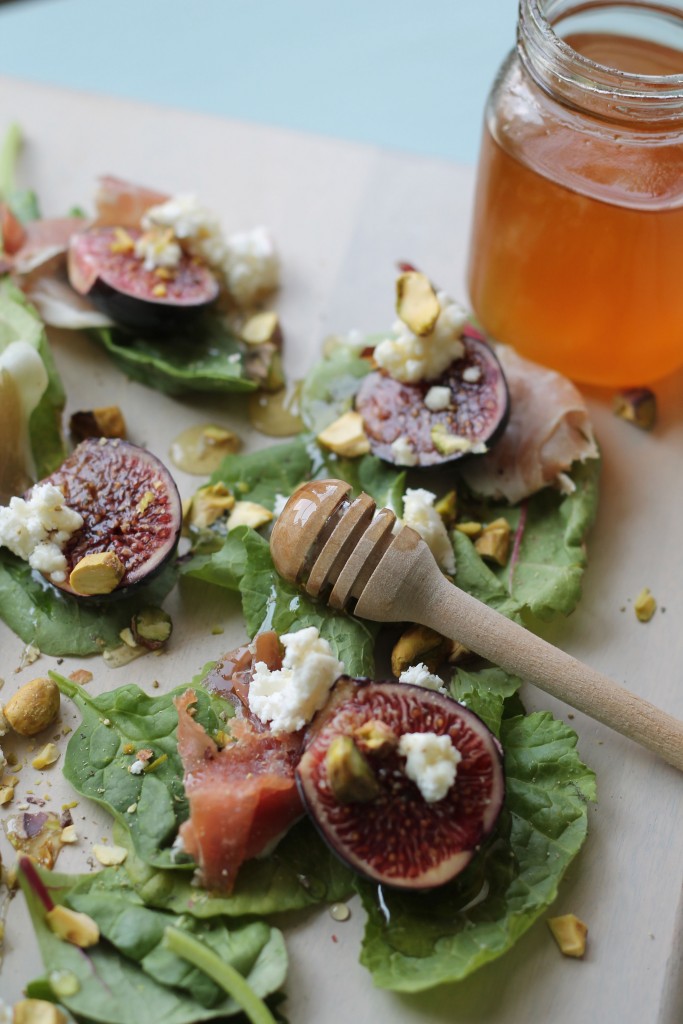 Figs with Goat Cheese and Prosciutto