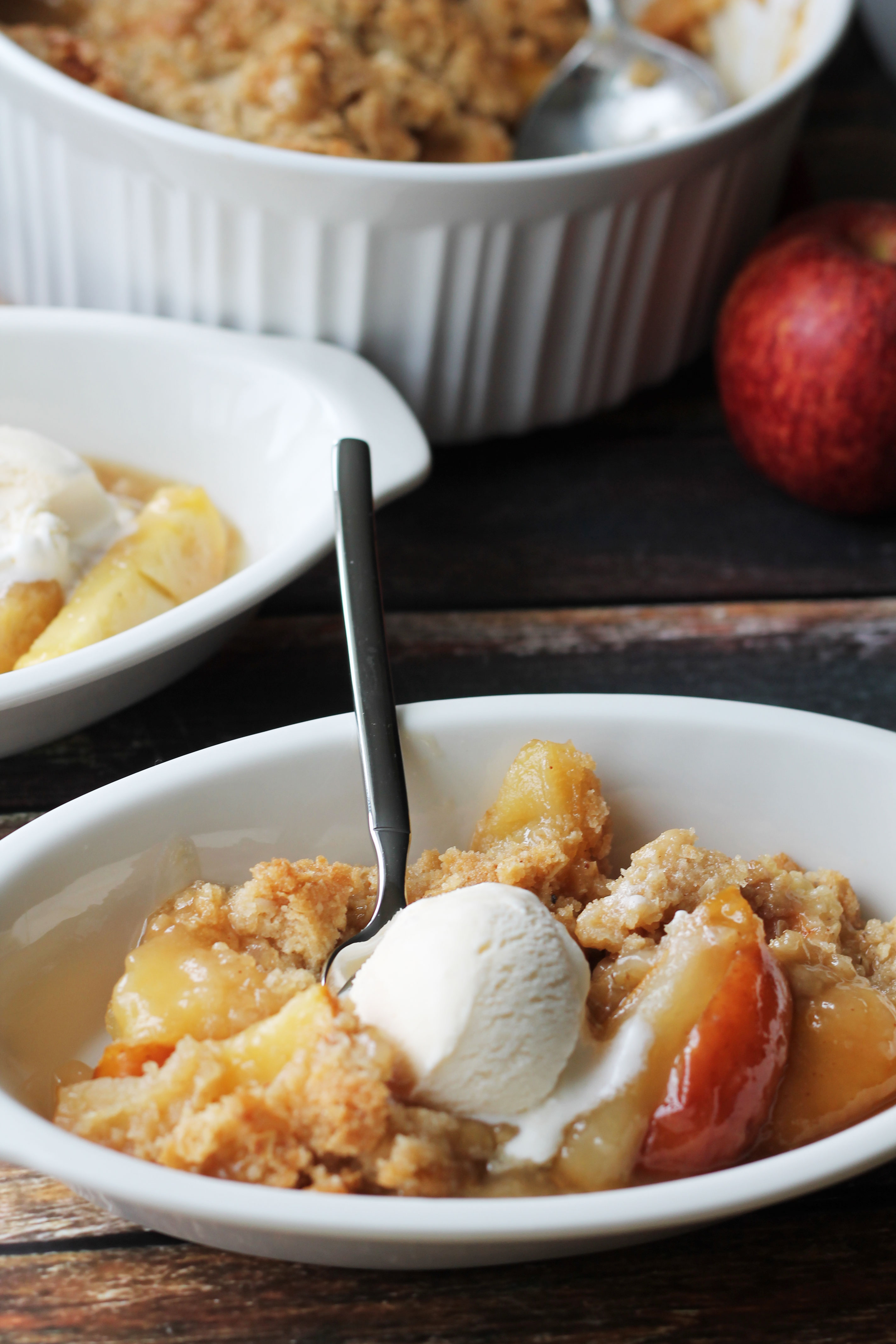 https://easyrecipesfromhome.com/wp-content/uploads/2015/11/Apple-Pear-Crisp.jpg