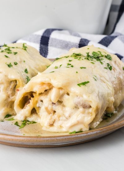 Chicken Alfredo Lasagna Rolls
