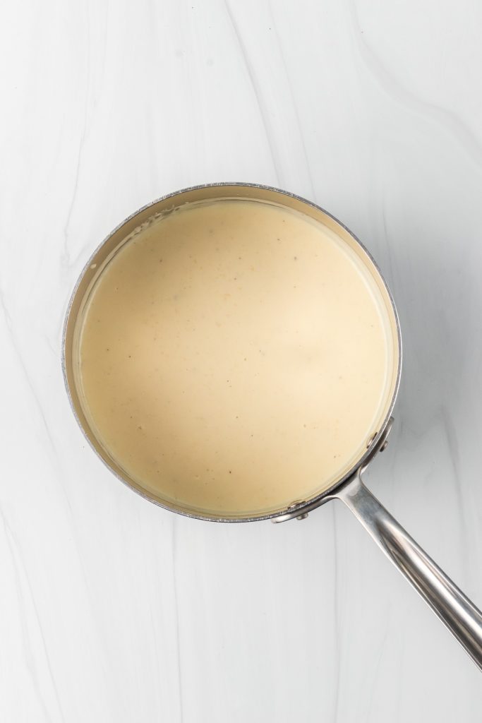 Alfredo sauce for lasagna roll ups.