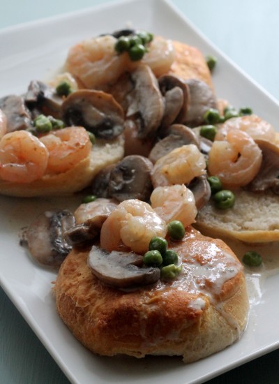 Creamy Shrimp with Mushrooms and Peas served over fluffy biscuits | Hall Nesting