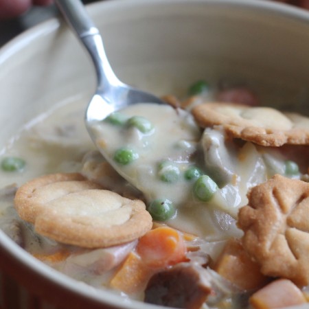 This Turkey Pot Pie Soup is perfect for your Thanksgiving leftovers!