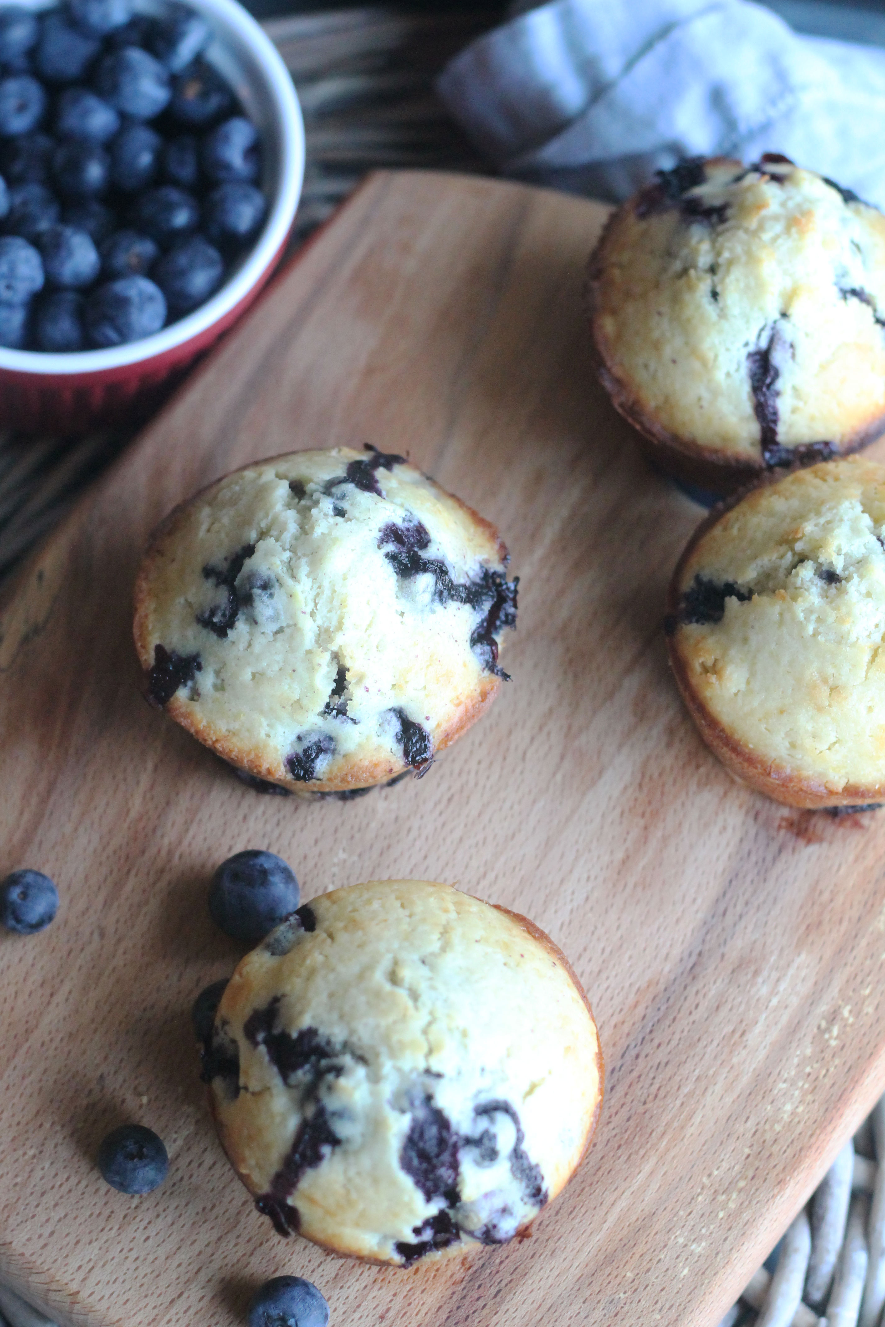 It's time for breakfast so start your morning with these Blueberry Muffins