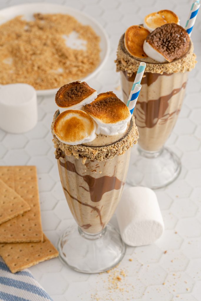 Toasted marshmallows decorate a frozen S'mores shake.