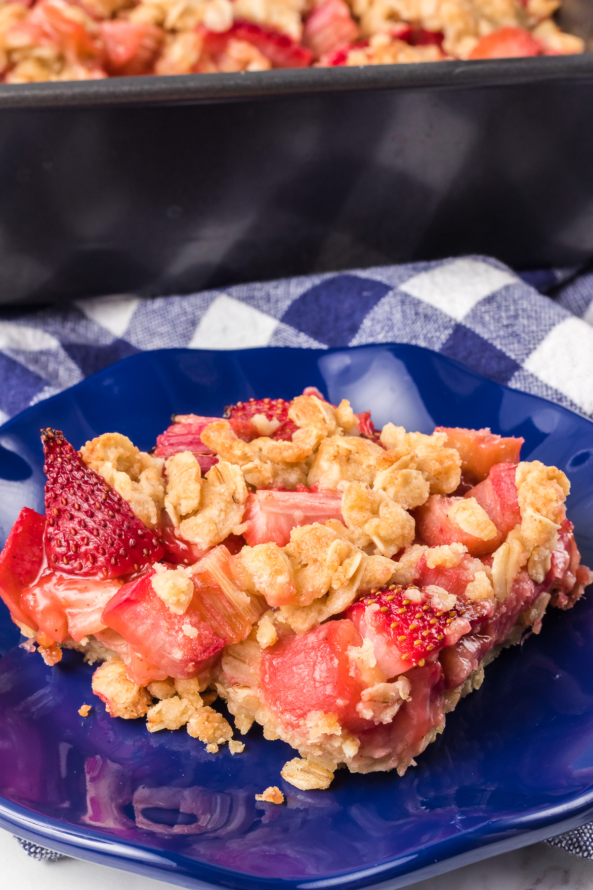 Strawberry Rhubarb Oatmeal Bars