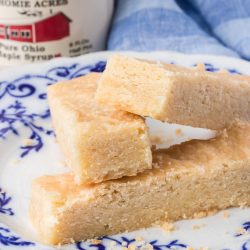 Maple Shortbread Cookies