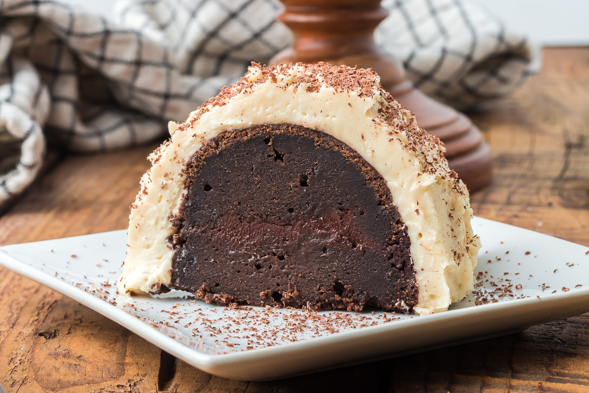 Instant Pot Guinness bundt cake recipe - Sweet Pea's Kitchen